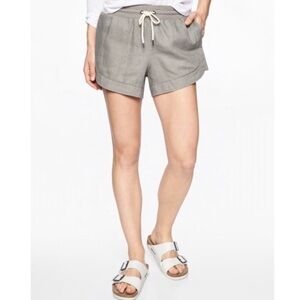 Athleta Beachside Bali Gray Linen Elastic Waist Shorts Size 6